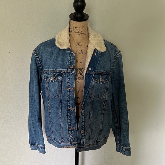 Old Navy Sherpa Lined Jean Jacket - BOYFRIEND - Picture 1 of 3